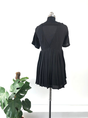 V Neck Pleated Dress