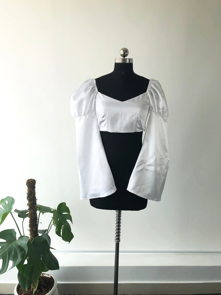 White Balloon To Wide Sleeve Crop Top